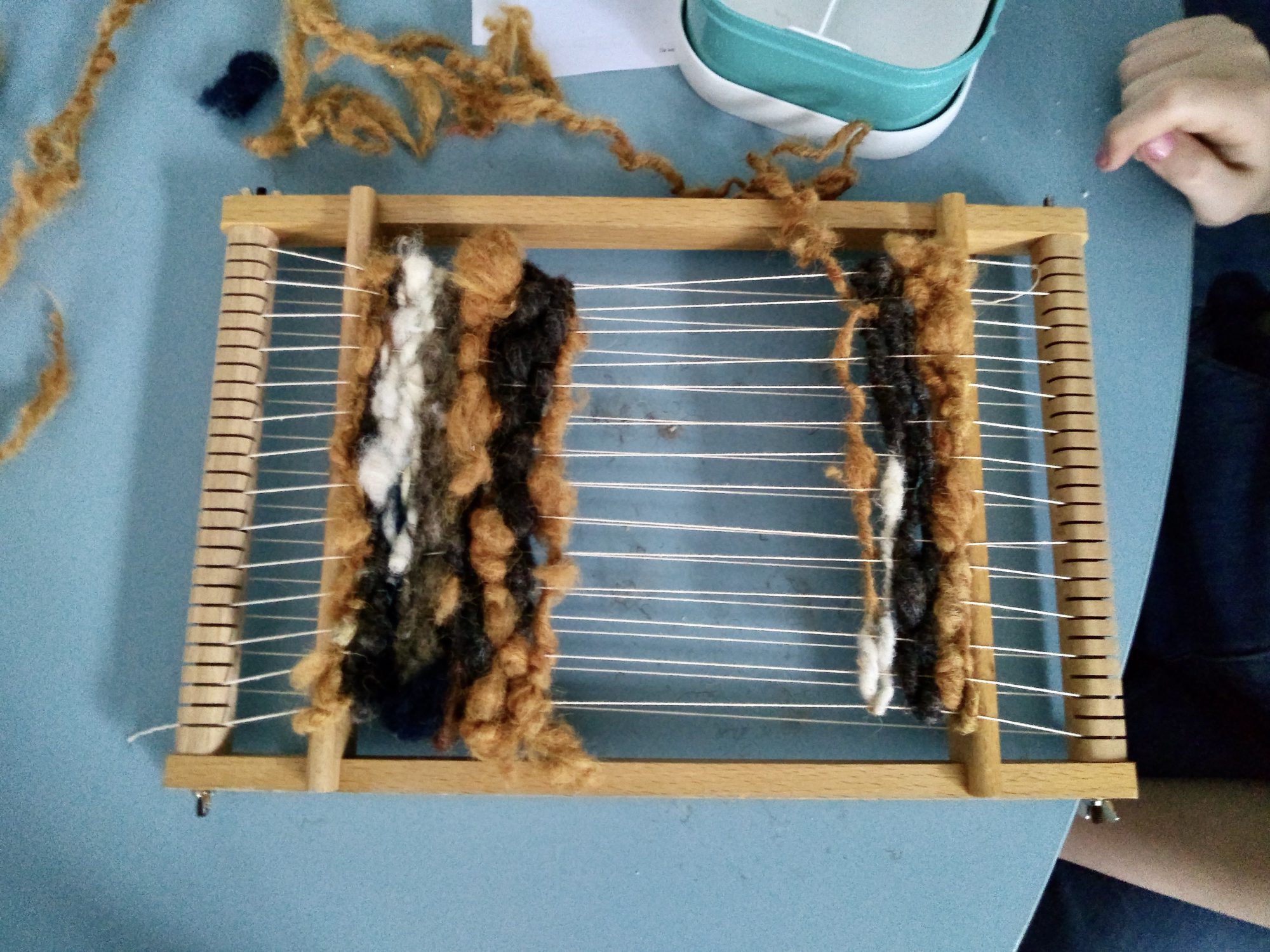 Adopteer een tijdvak Monniken en ridders –  Van schaap tot draad! Kunstenaar in de klas