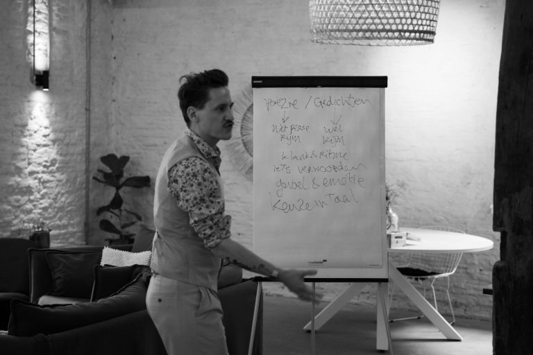 Adopteer een tijdvak – Geschiedenis schrijven met Jesse Laport