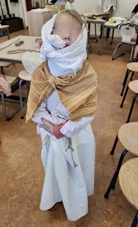 Adopteer een tijdvak Monniken en ridders  van Vlas tot Touw- Kunstenaar in de klas